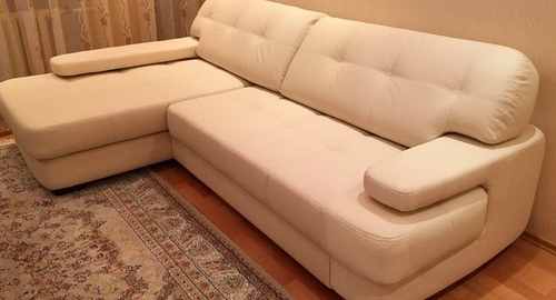 Обивка углового дивана.  Зеленоградск